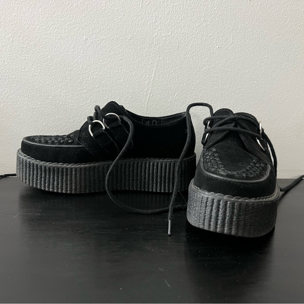 T.U.K. Black Creepers